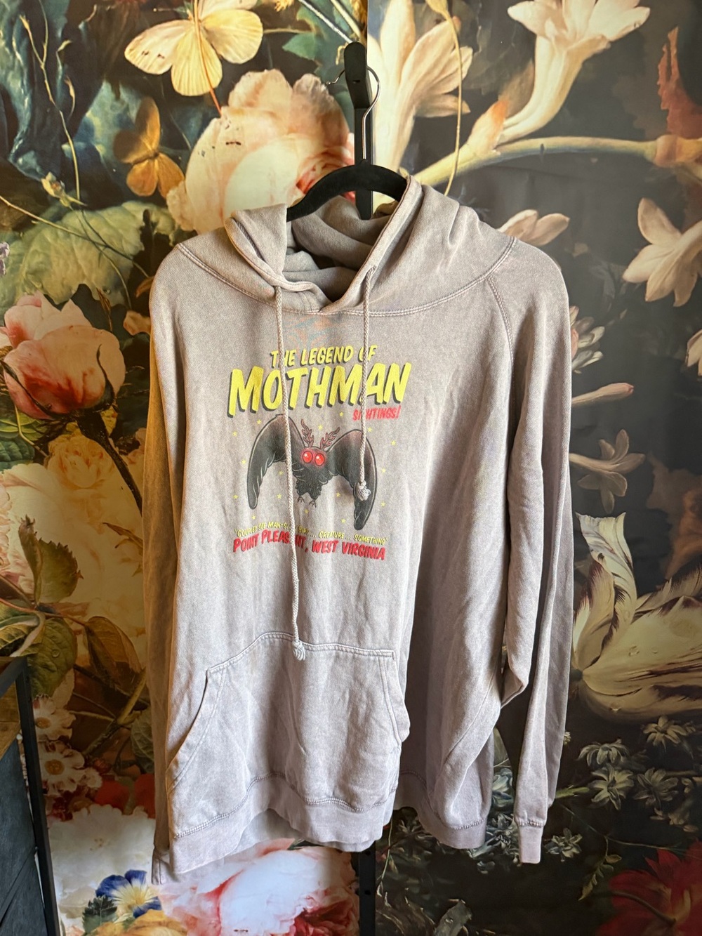 HOTTOPIC size XL Mothman Hoodie in heathered mauve